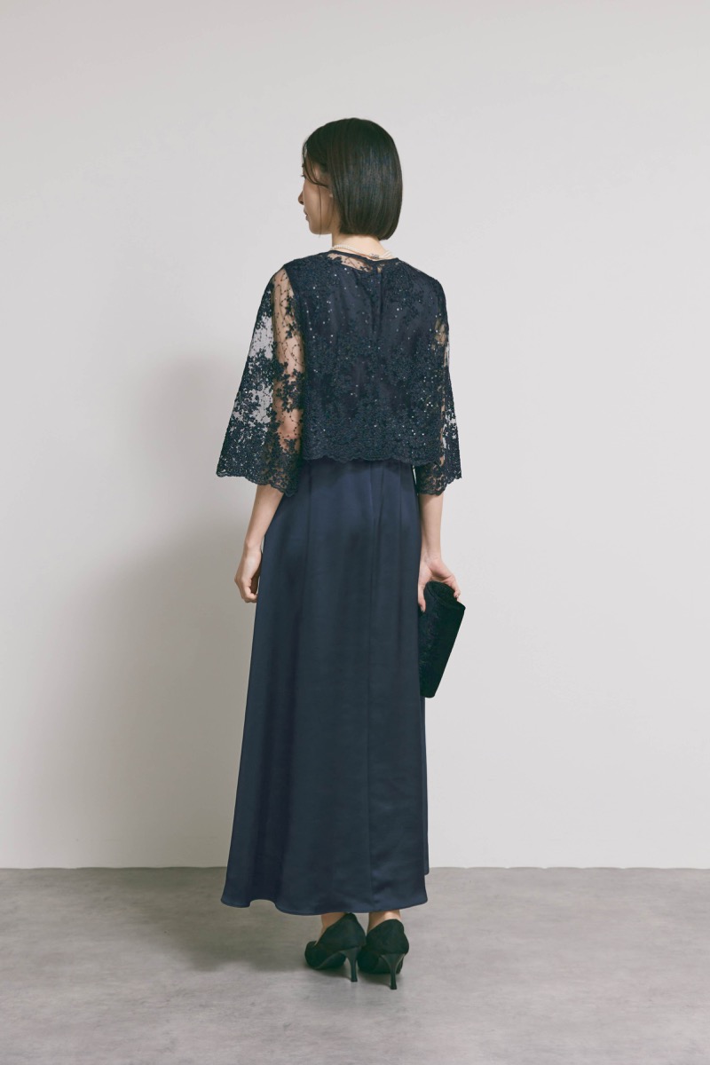 ネイビーのシャイニーレースレイヤードドレス [ 店頭販売価格 49,500円 ]