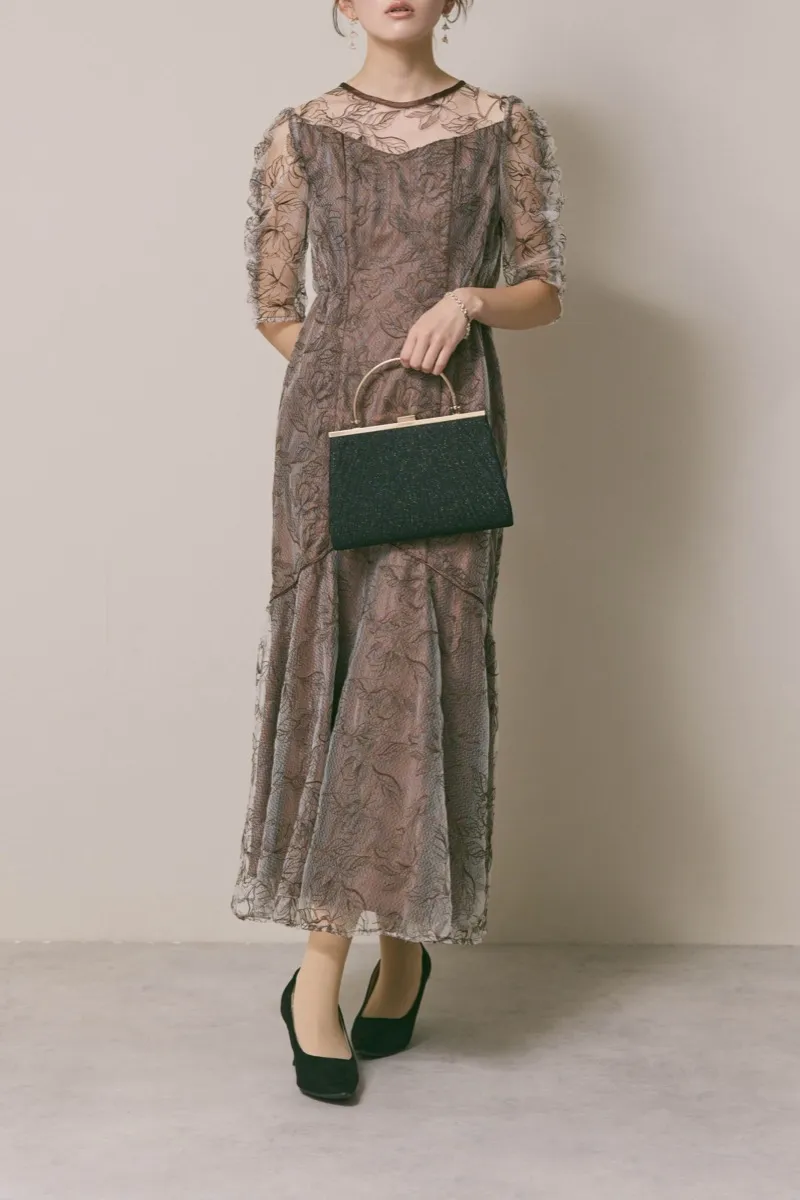 ブラウンのフローラルチュールマーメイドドレス