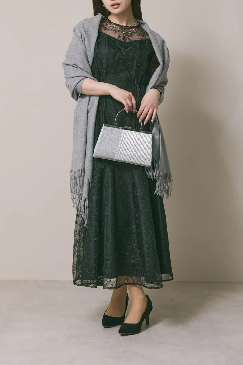 ブラックのフローラルチュールマーメイドドレス