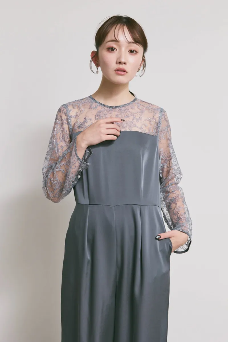 グレーのシークインエンブロイダリーパンツドレス