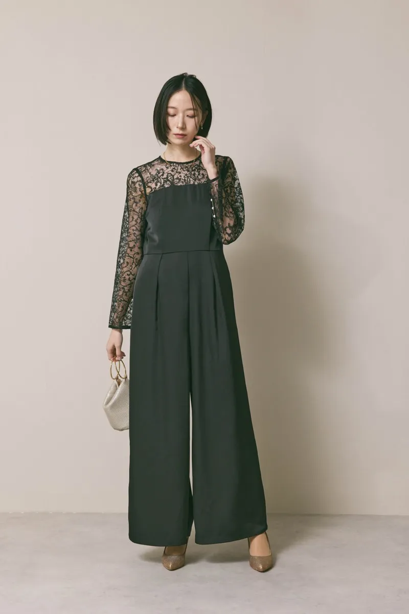 ブラックのシークエンブロイダリーパンツドレス