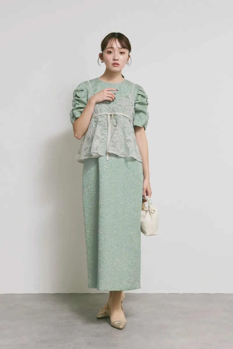 グリーンのスパンコールレースビスチェドレス