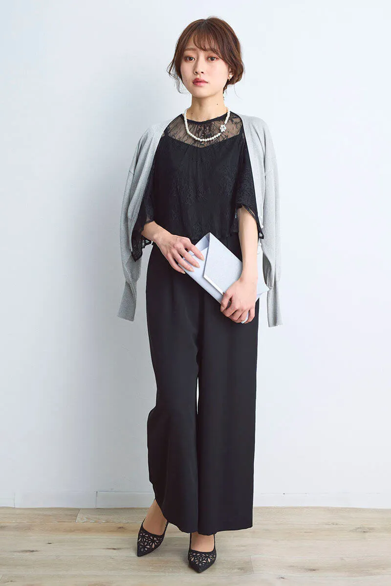 ブラックのレースブラウスセットオールインワン