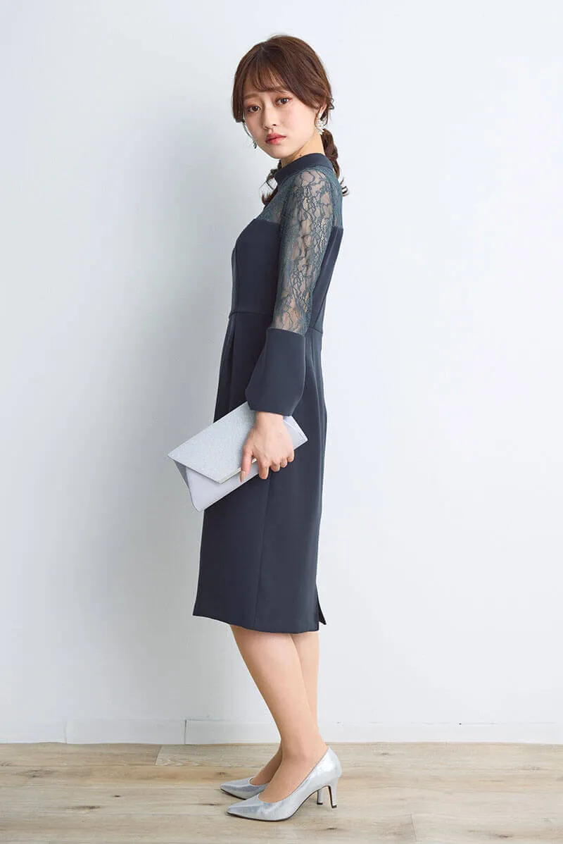 ネイビーのフレアカフスIラインドレス