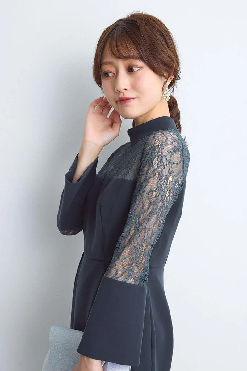 ネイビーのフレアカフスIラインドレス