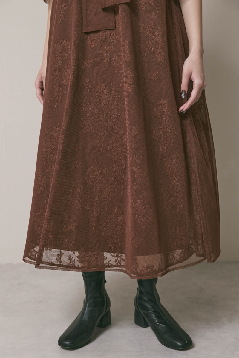 ブラウンのチュールレースAラインドレス