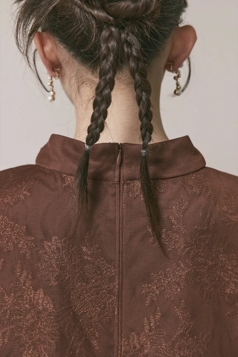 ブラウンのチュールレースAラインドレス