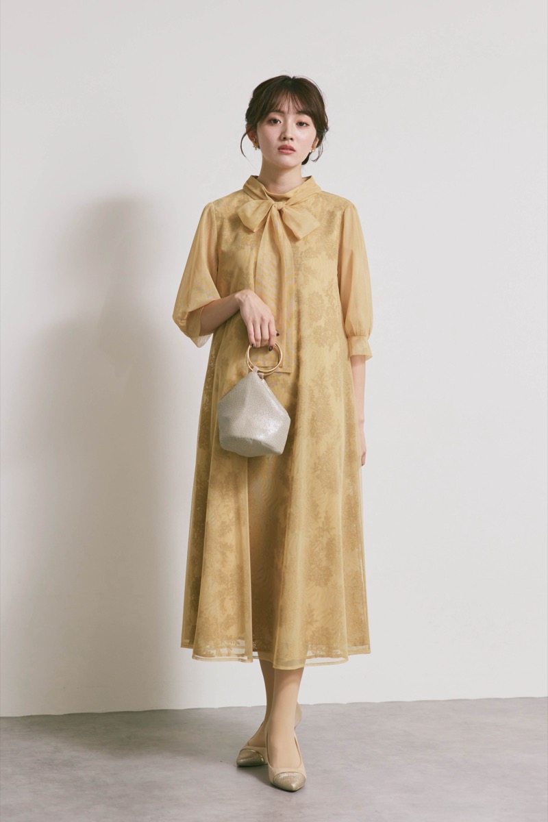 イエローのチュールレースAラインドレス