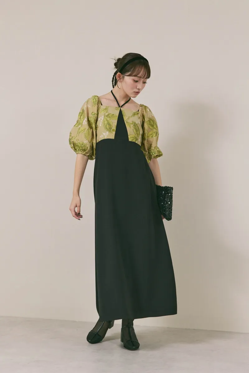 ブラック×ベージュのスイッチングジャガードドレス