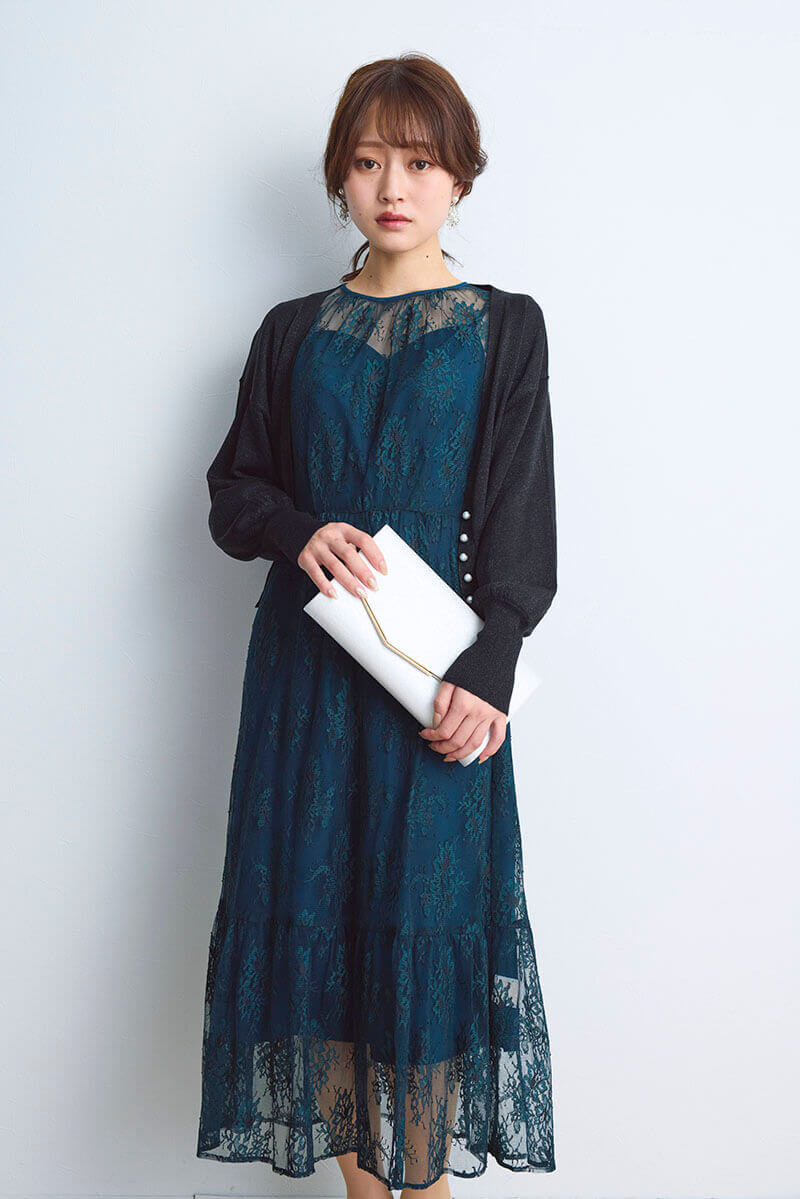 ダークグリーンのオールレース配色ドレス