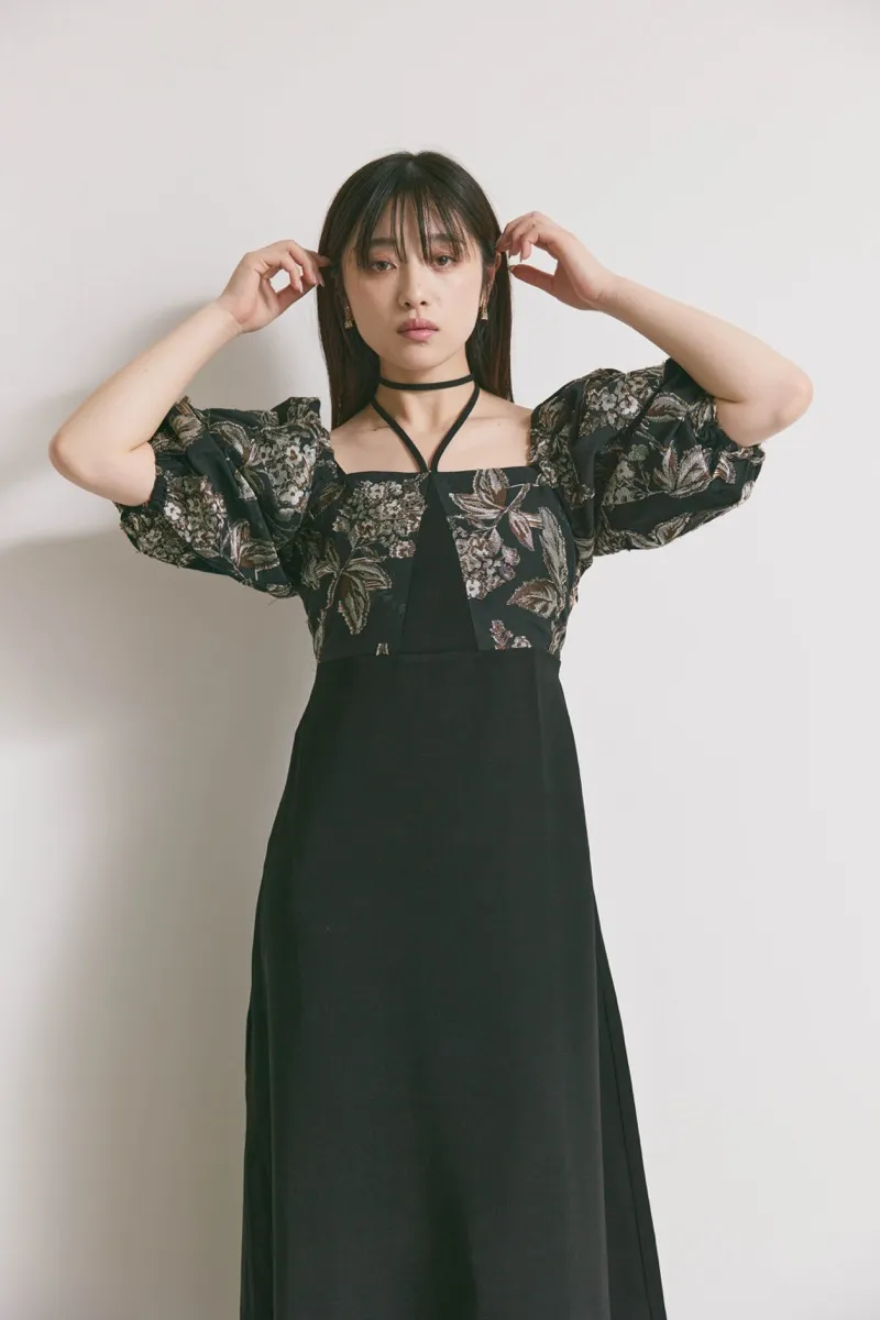 ブラックのスイッチングジャガードドレス