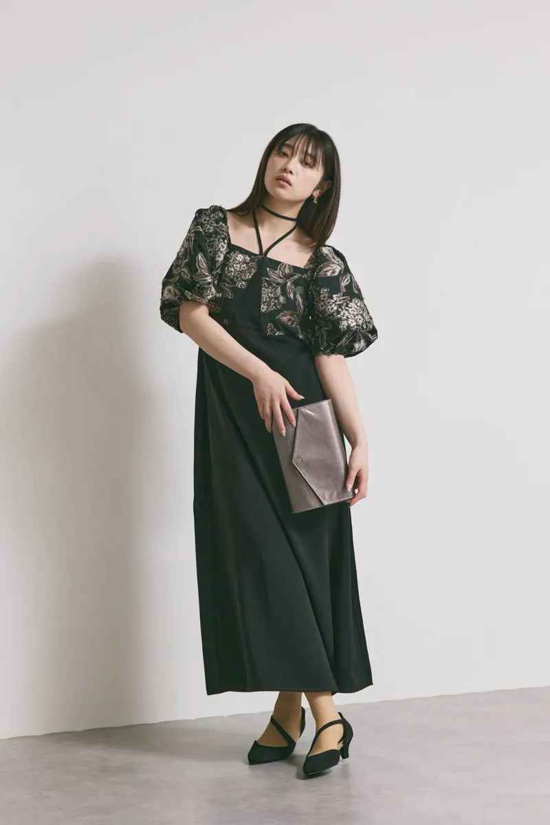 ブラックのスイッチングジャガードドレス