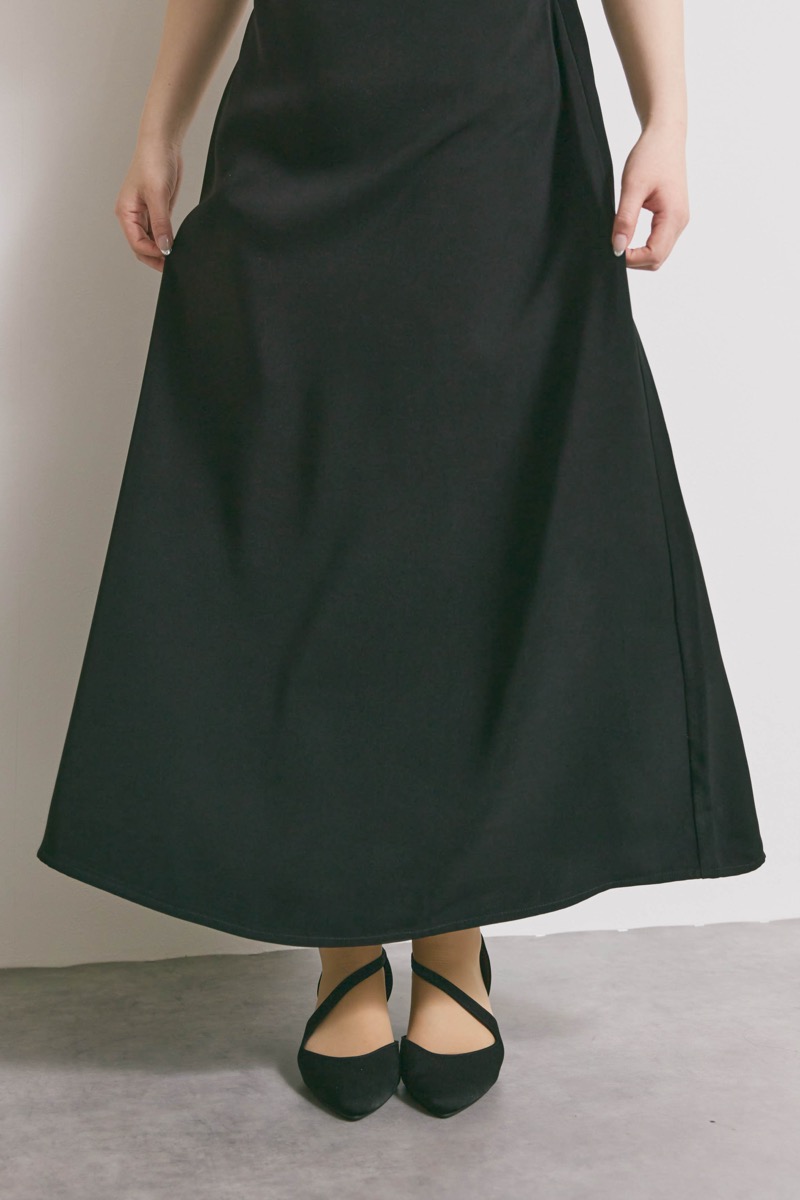 ブラックのスイッチングジャガードドレス