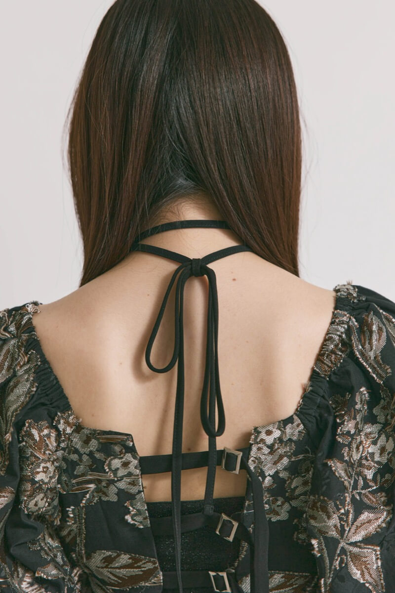 ブラックのスイッチングジャガードドレス