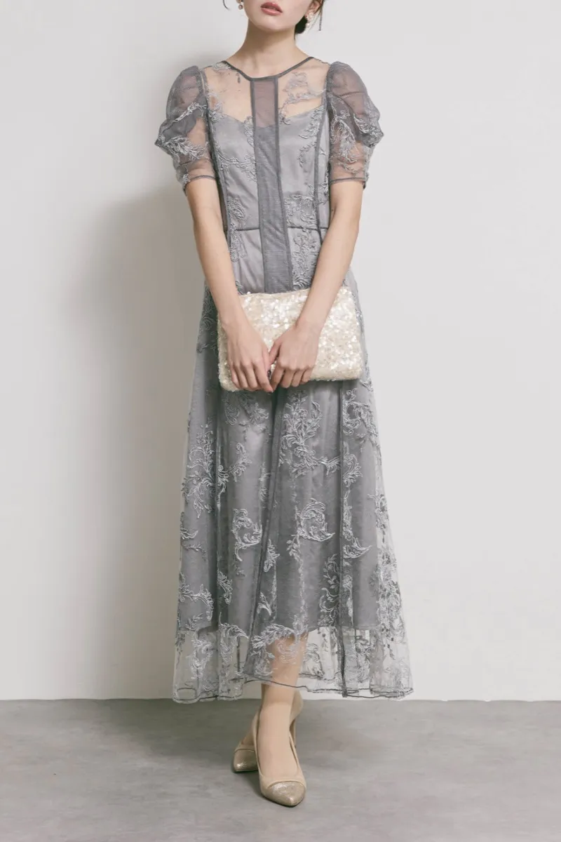 グレーのコードフラワレースドレス