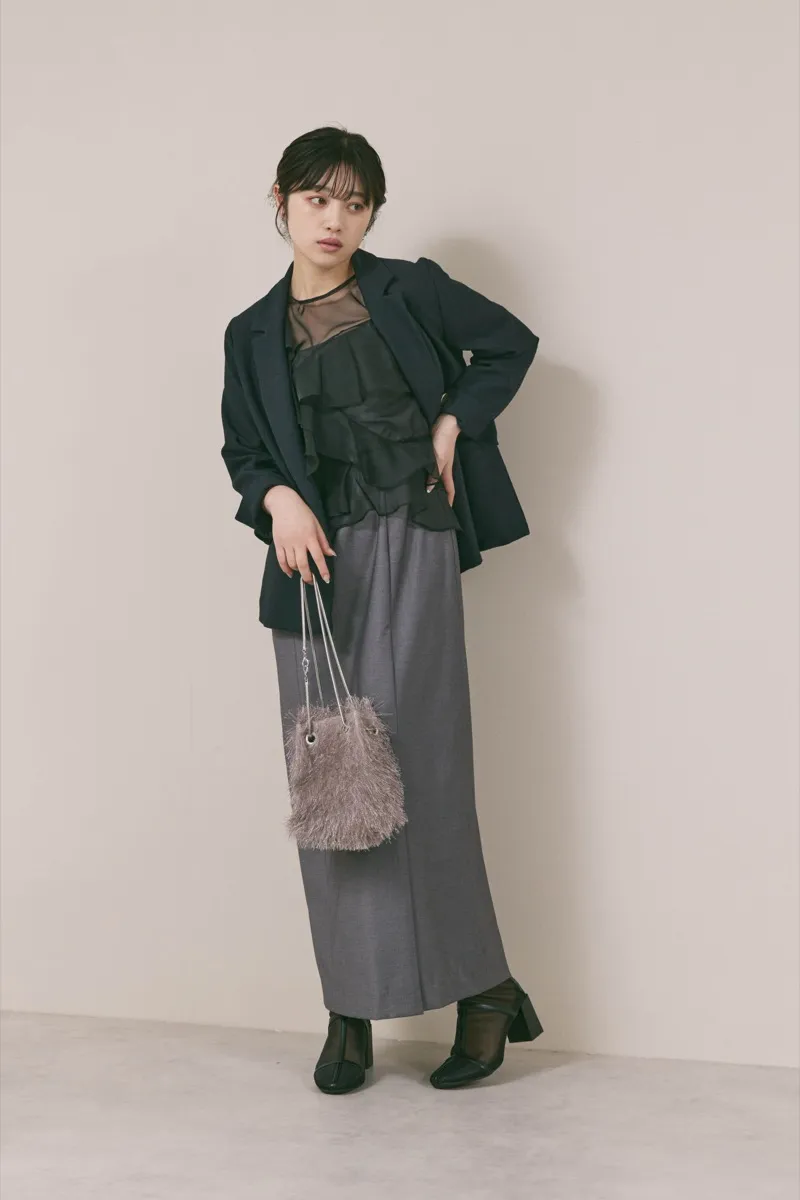 グレー×ブラックのラッフルブラウスセットドレス