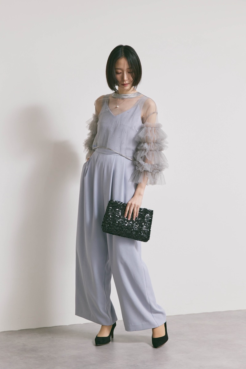 サックスブルーのラッフルトップスパンツドレスドレス