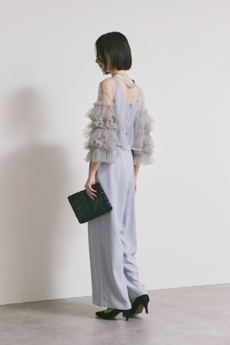 サックスブルーのラッフルトップスパンツドレスドレス