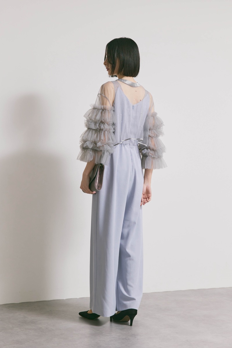 サックスブルーのラッフルトップスパンツドレスドレス