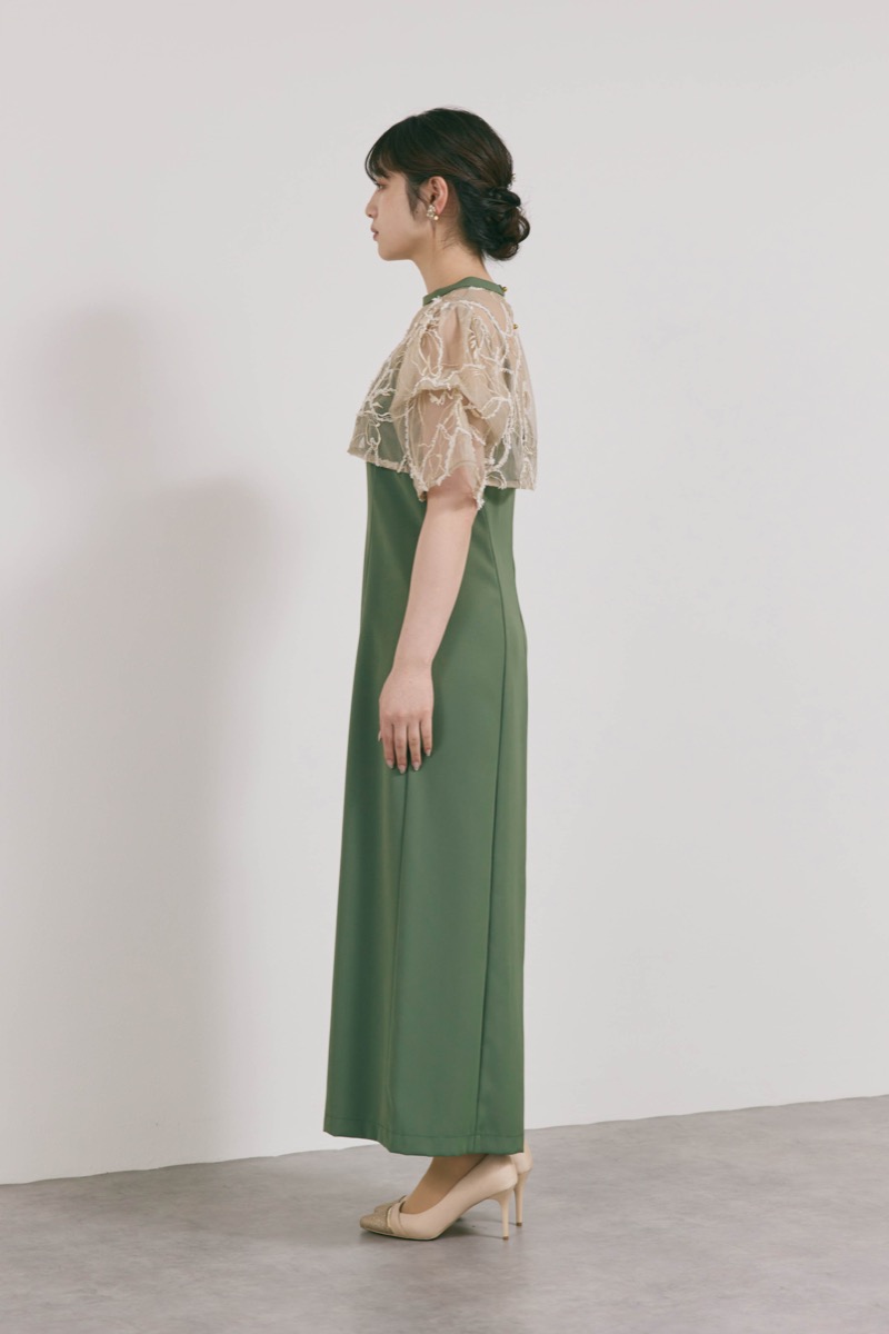 カーキのフラワーモール刺繍ドレス