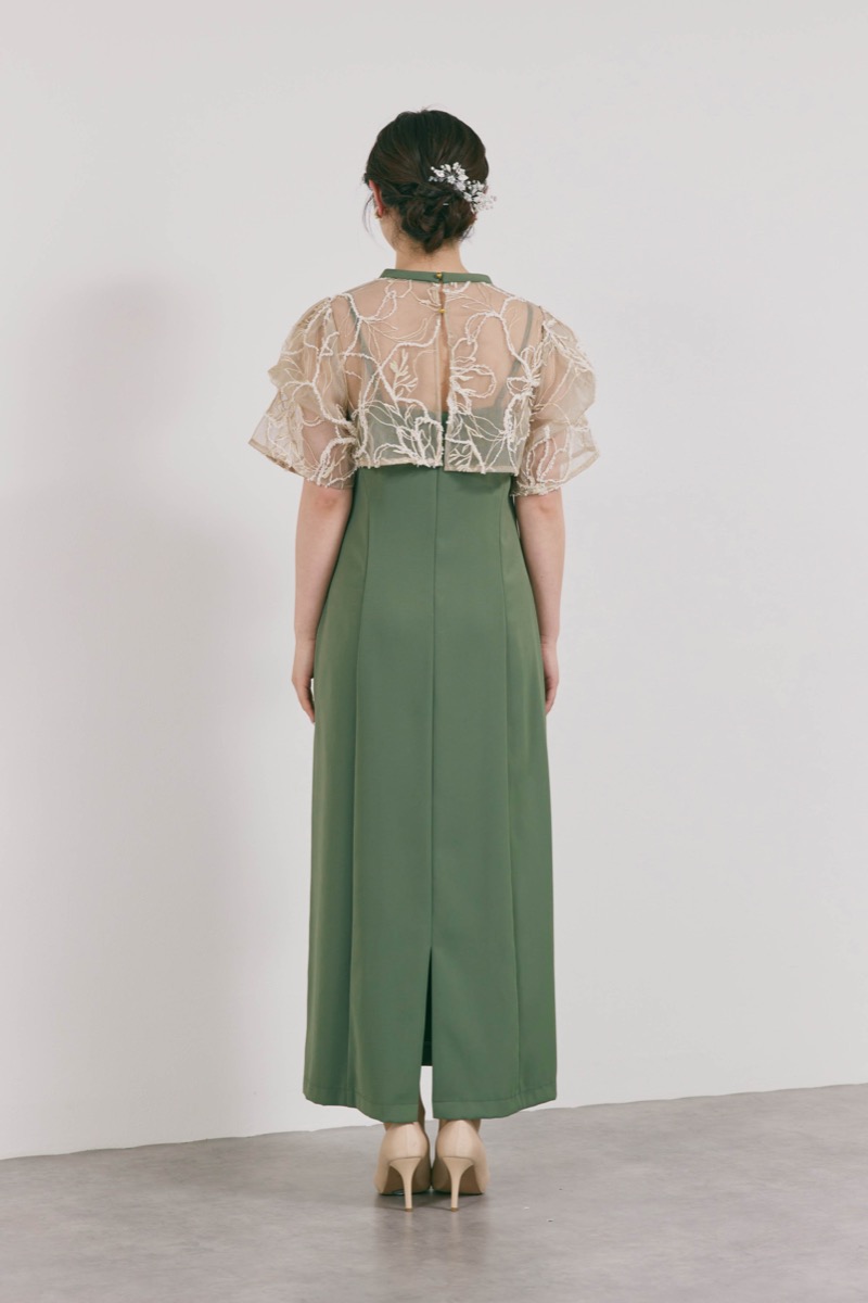 カーキのフラワーモール刺繍ドレス