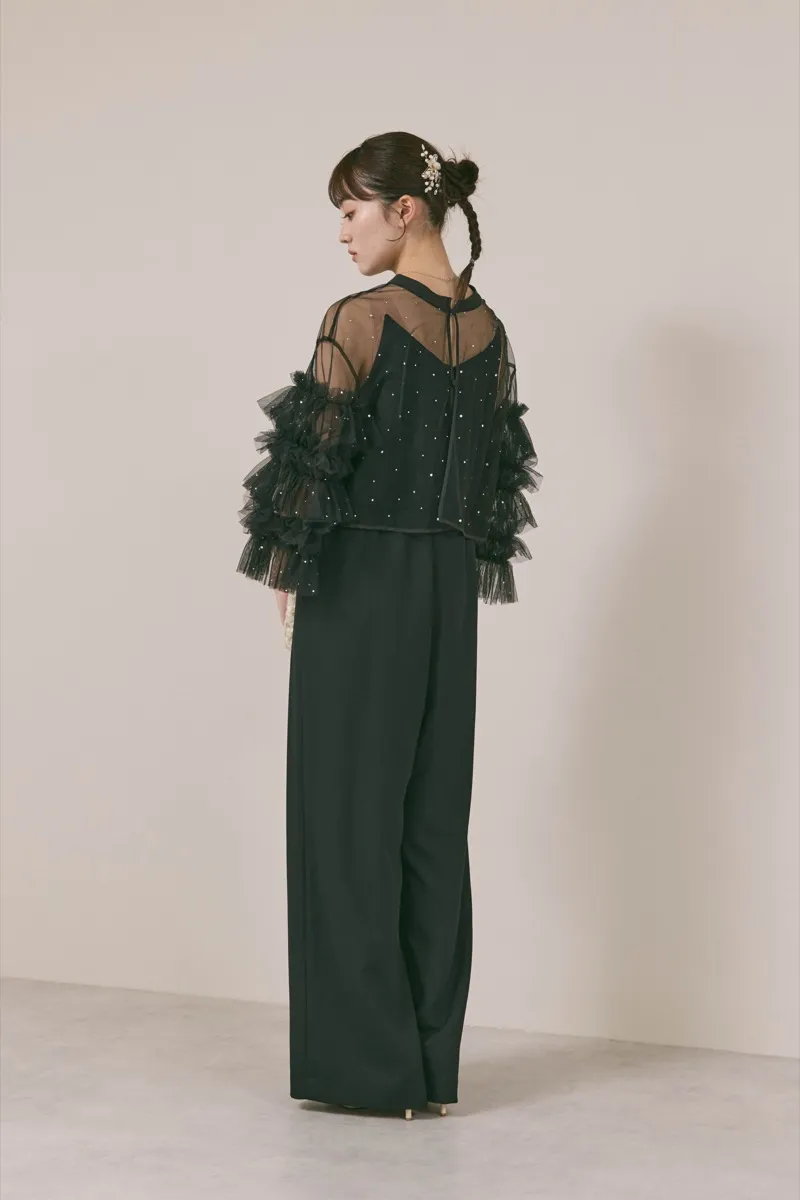 ブラックのラッフルトップスパンツドレス