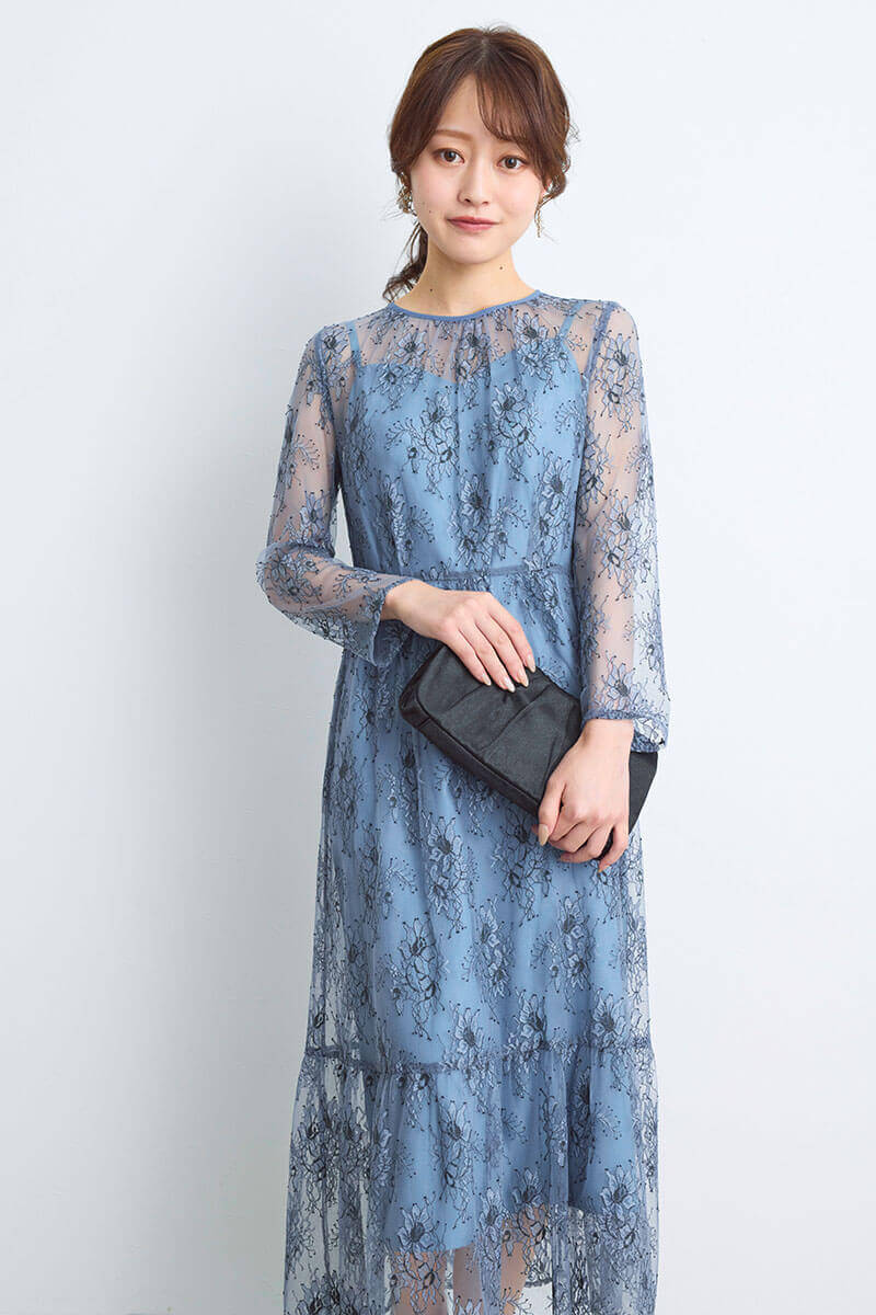 ブルーのオールレース配色ドレス