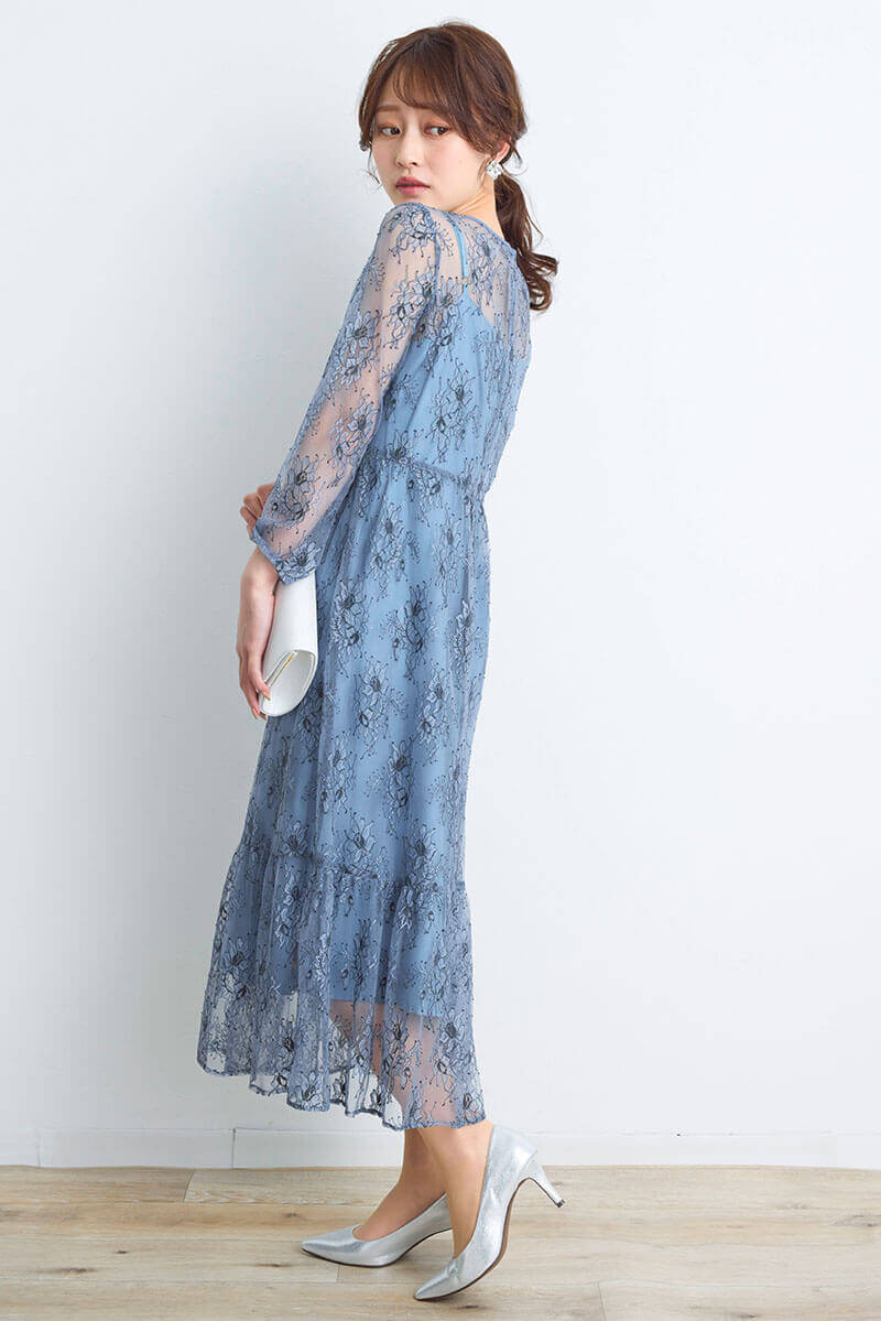 ブルーのオールレース配色ドレス