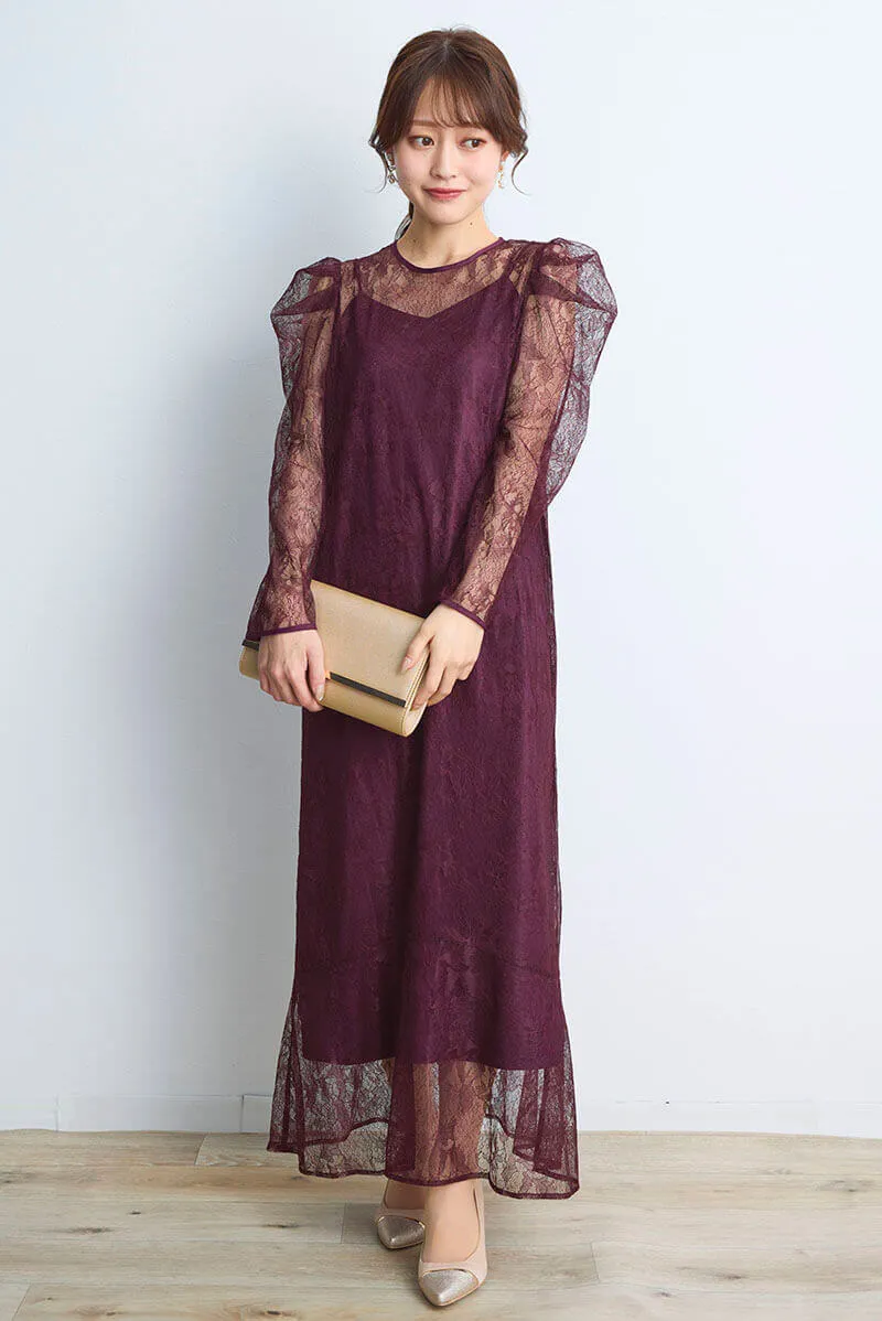 ワインレッドのタックショルダーレースドレス