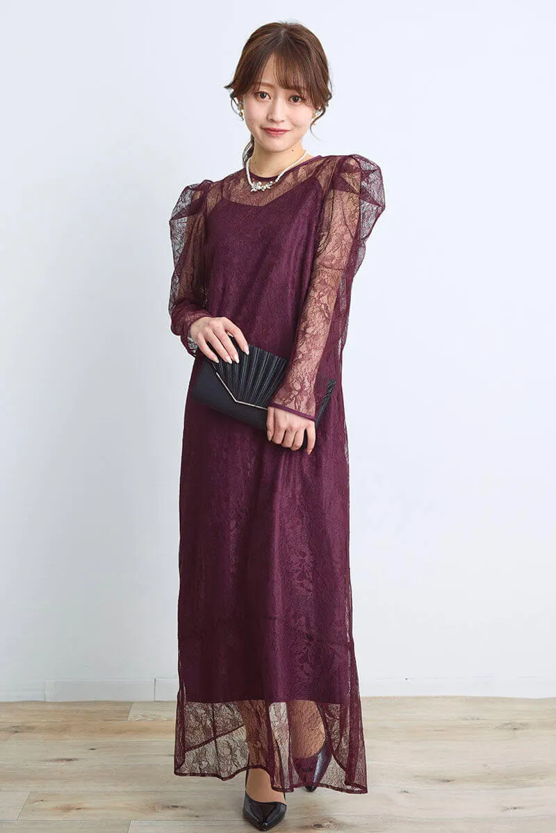 ワインレッドのタックショルダーレースドレス