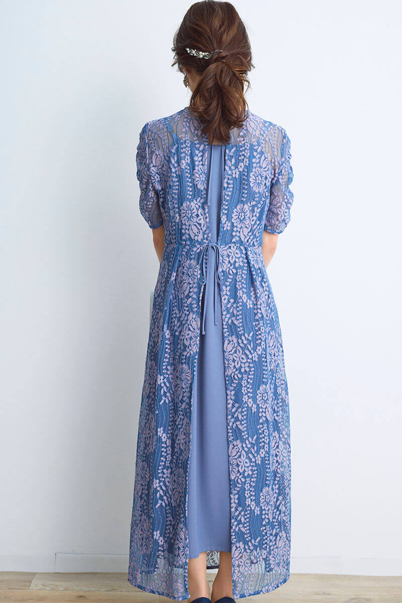 ブルー×ピンクの配色レースエプロンドレス