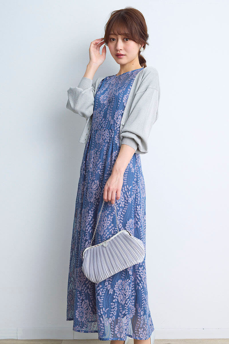 ブルー×ピンクの配色レースエプロンドレス