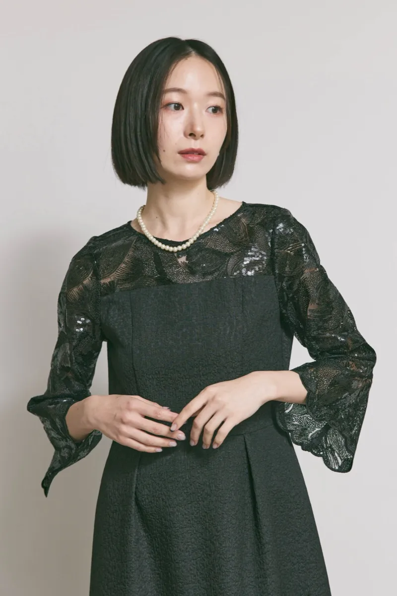 ブラックのブリエレースジャガードドレス [ 店頭販売価格 42,900円 ]