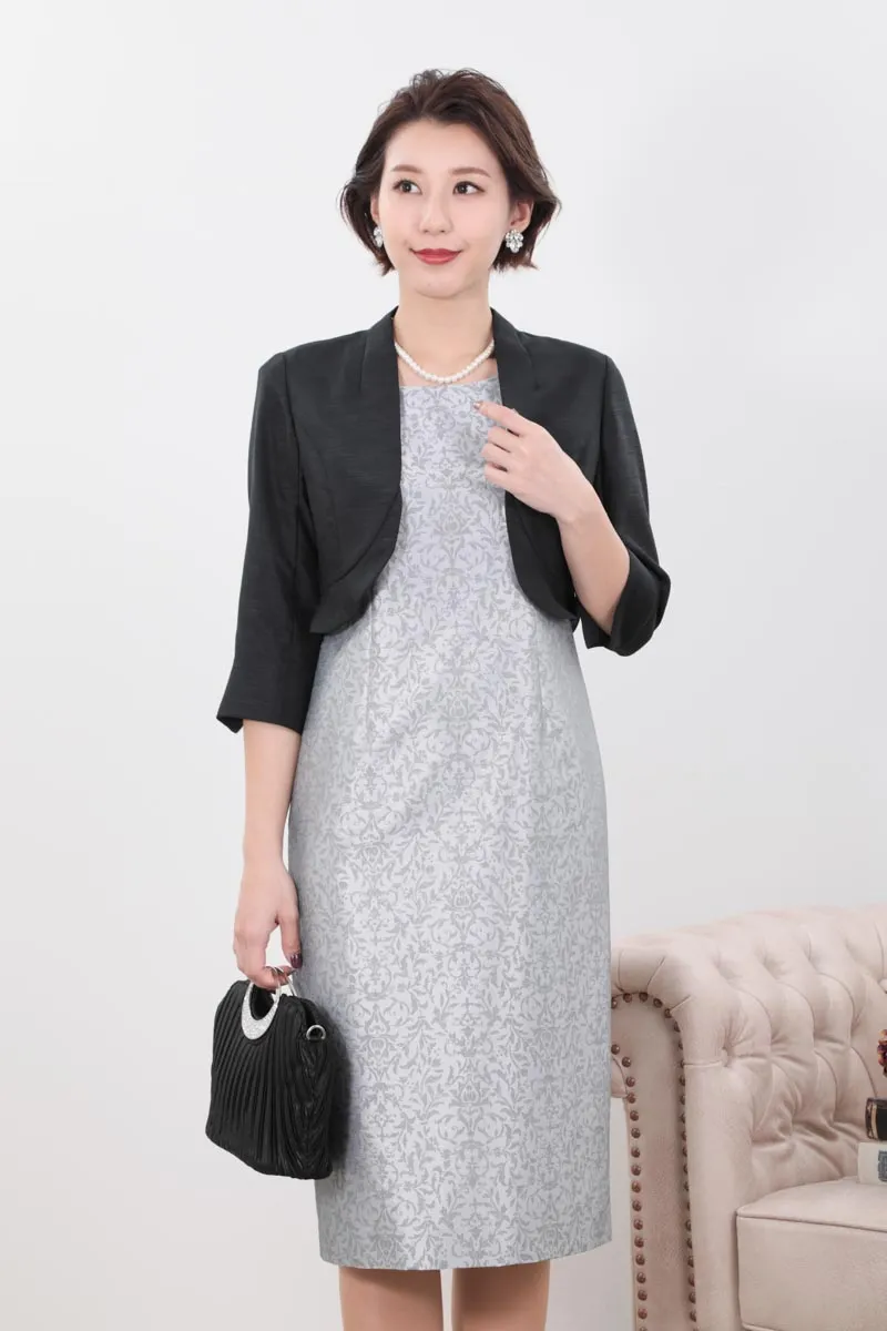 シルバーのシフォントップス付きIラインドレス