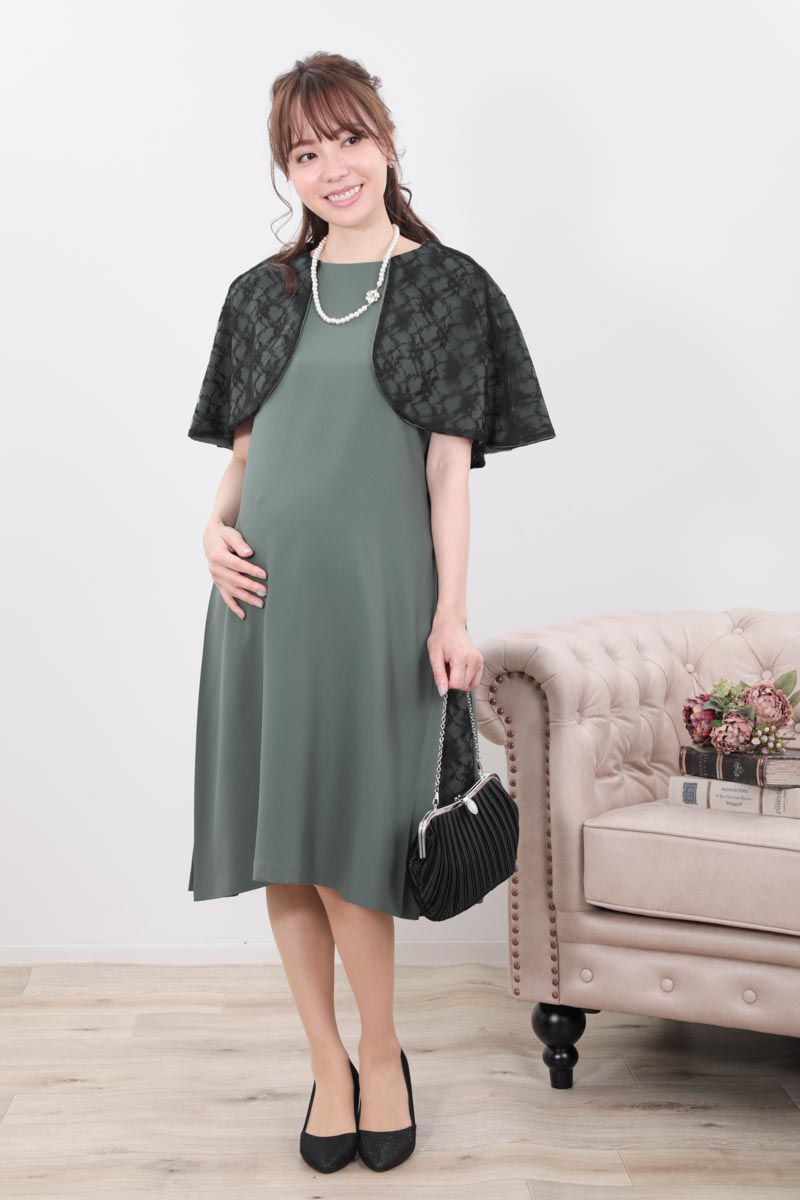グリーンのリバーシブルケープ袖付きAラインドレス