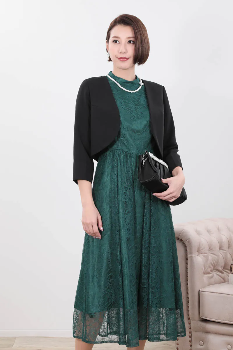 グリーンのプチハイネック総レースドレス
