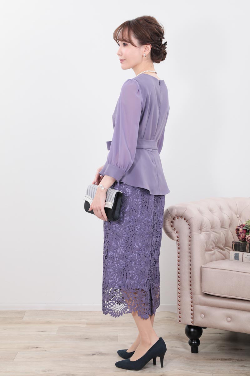 パープルのペブラムブラウスセットアップドレス