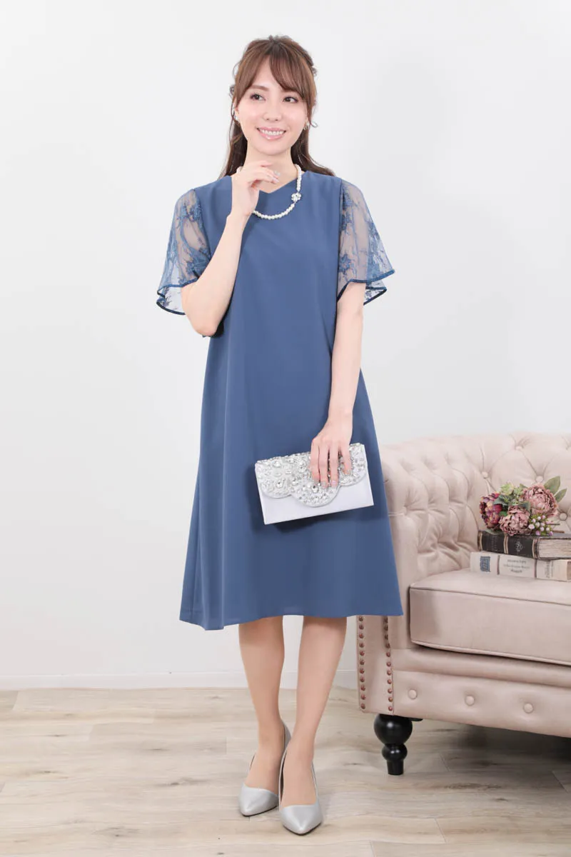 ブルーのフレアレーススリーブAラインドレス