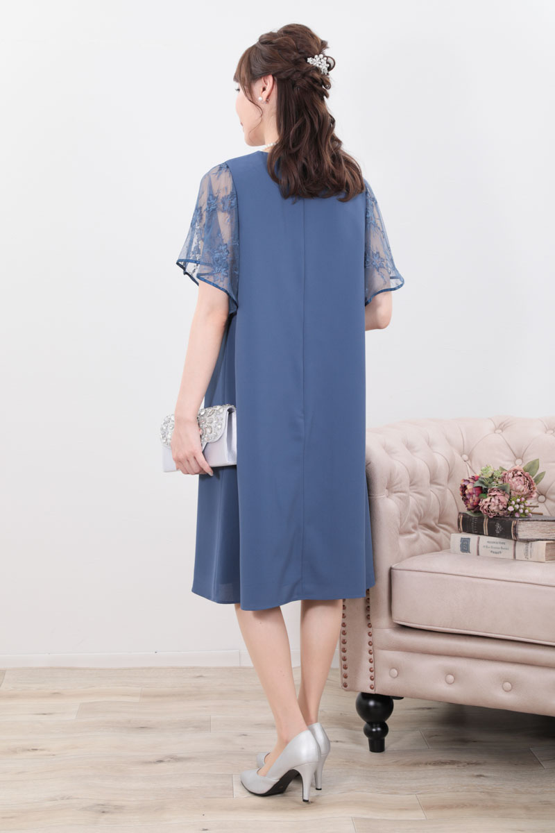 ブルーのフレアレーススリーブAラインドレス