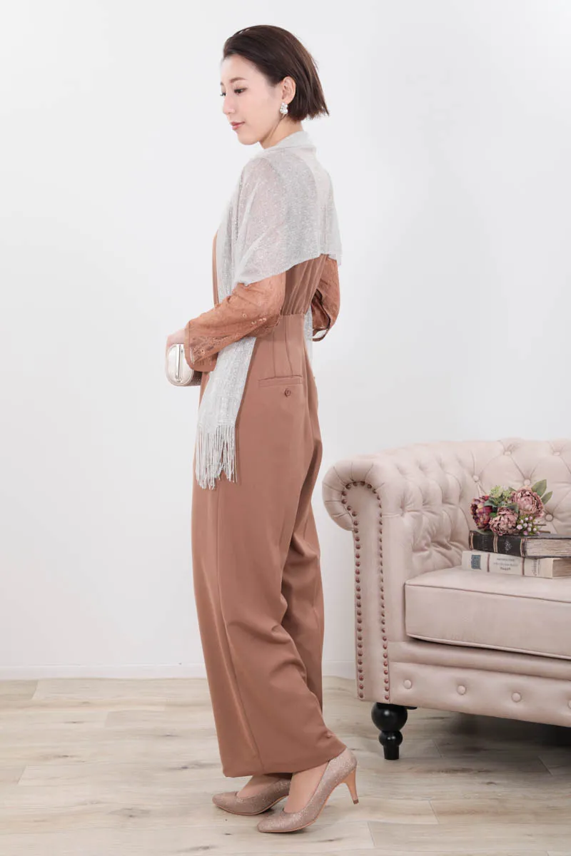 ブラウンのレーススリーブバックオープンパンツドレス