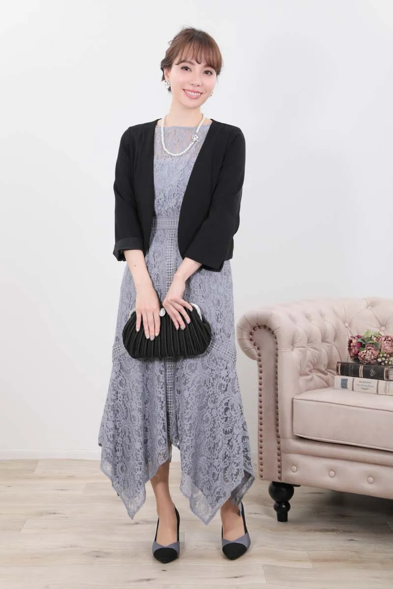 ブルーグレーのハンカチーフヘムレースドレス