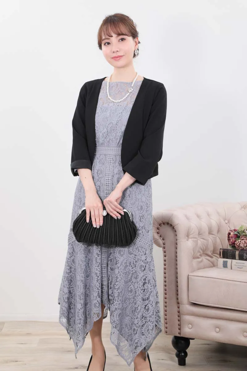ブルーグレーのハンカチーフヘムレースドレス