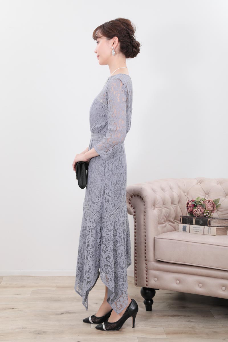 ブルーグレーのハンカチーフヘムレースドレス