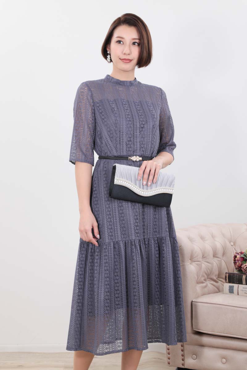 ブルーグレーのマーメイドラインストライプレースドレス