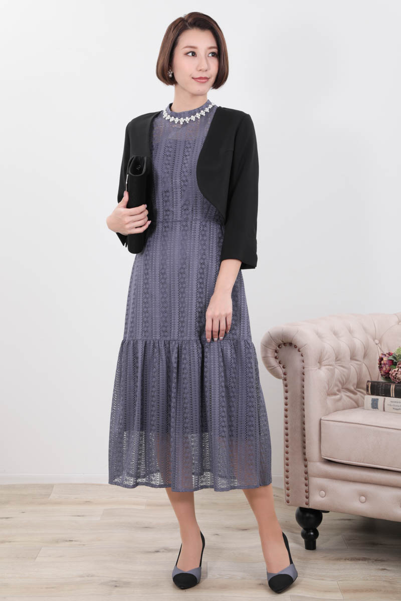 ブルーグレーのマーメイドラインストライプレースドレス