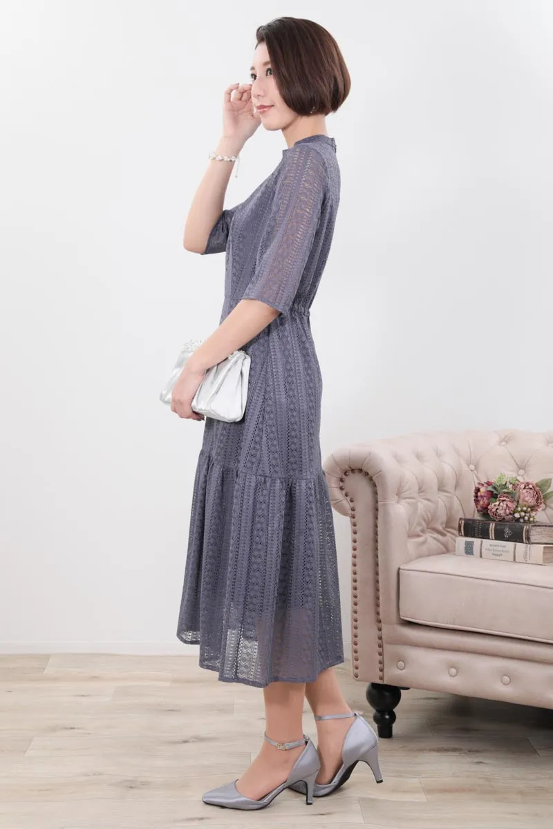 ブルーグレーのマーメイドラインストライプレースドレス