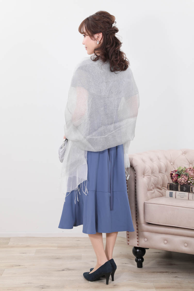 ブルーのソフトマーメイドケープドレス