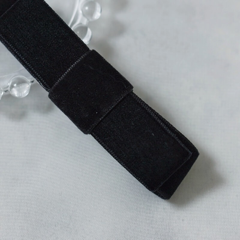 ブラックのベロアリボンクリップ