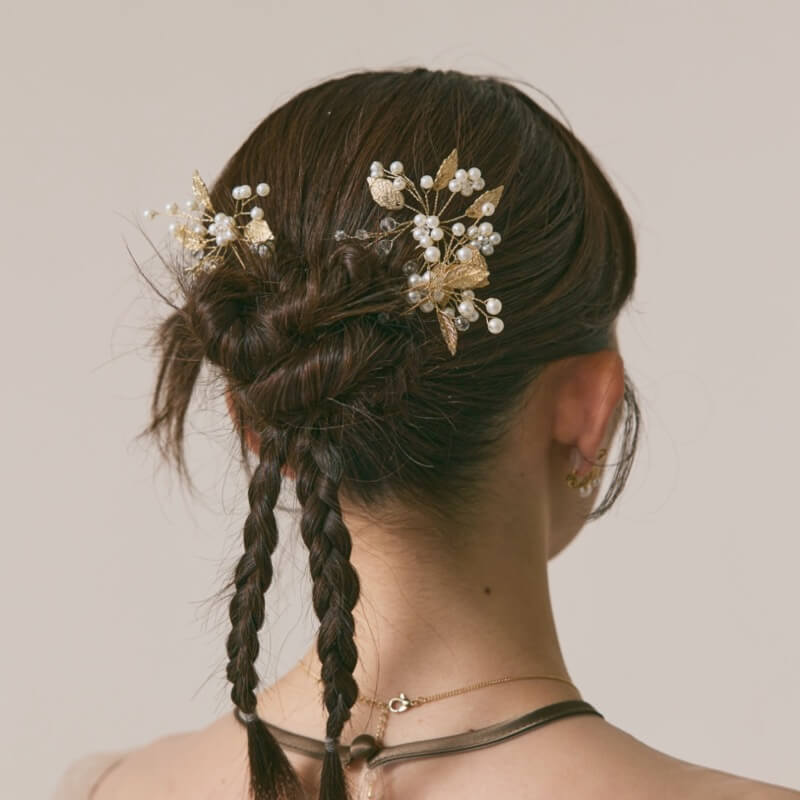 ゴールドのクリスタルリーフヘアピン(3本セット)