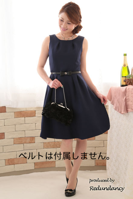 ネイビーのラウンドネックシンプルミニ丈ドレス